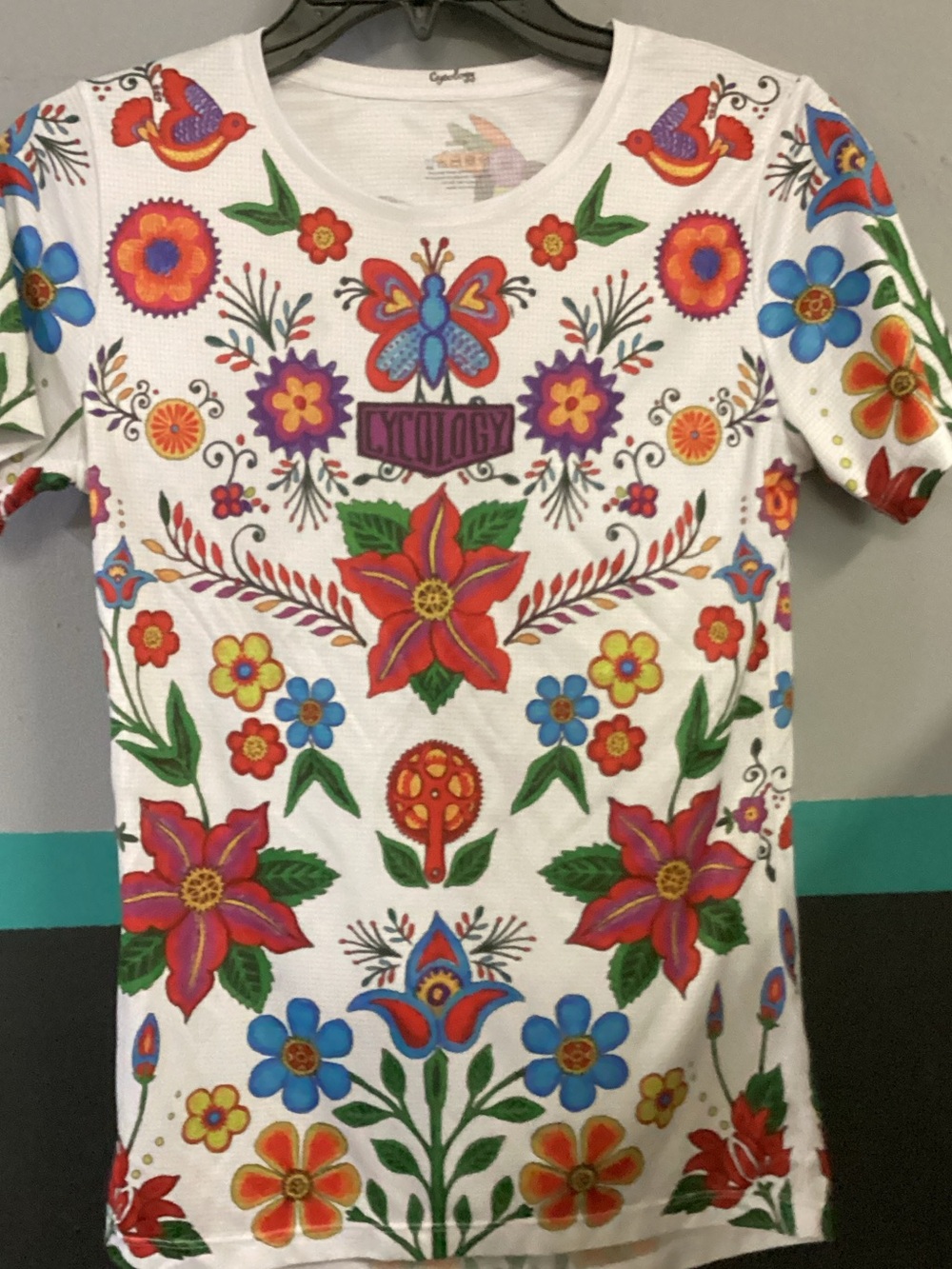 Women's White Floral Folk-Print Short Sleeve Tee